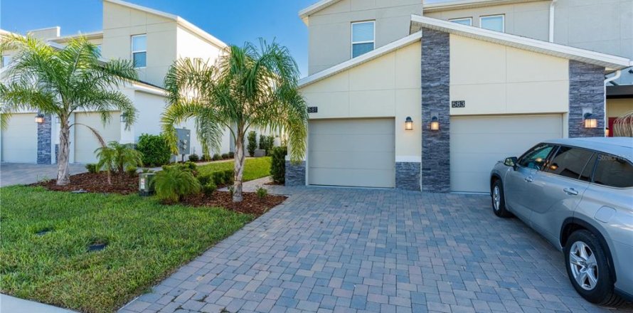 Condominio en Davenport, Florida, 2 dormitorios № 2218361