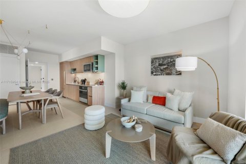 Condo in Miami, Florida, 3 bedrooms  № 1735652 - photo 11