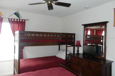 House in Kissimmee, Florida 5 bedrooms, 215.25 sq.m. № 1563966 - photo 11