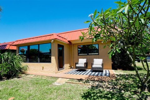 Condo in Bradenton, Florida, 2 bedrooms  № 1784944 - photo 1
