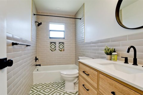 Condo in Bradenton, Florida, 2 bedrooms  № 1784944 - photo 22