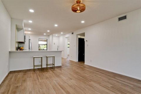 Condo in Bradenton, Florida, 2 bedrooms  № 1784944 - photo 12