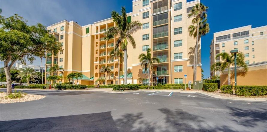 Condominio en Punta Gorda, Florida, 2 dormitorios  № 1829102