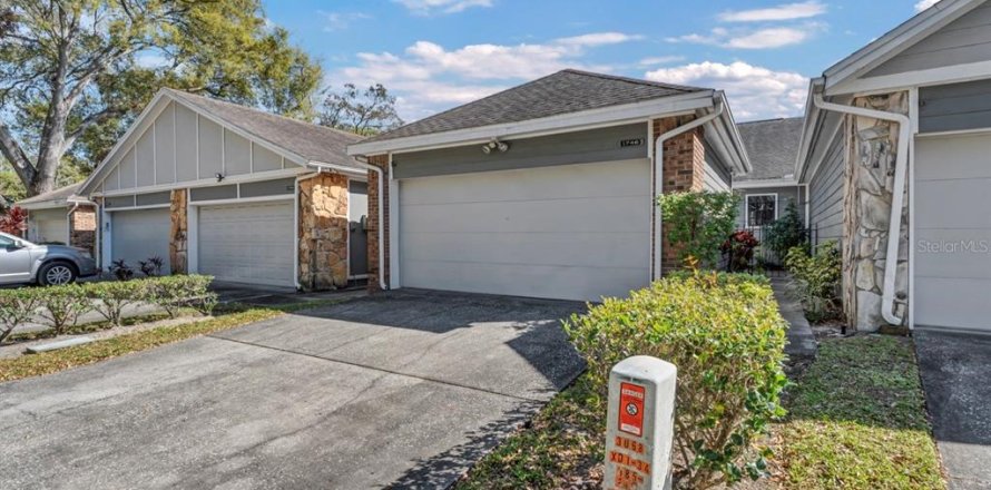 Adosado en Tampa, Florida 2 dormitorios, 107.86 m2 № 1904167