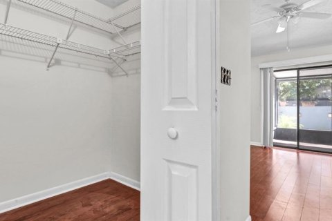 Adosado en alquiler en Tampa, Florida, 2 dormitorios, 107.86 m2 № 1904167 - foto 18