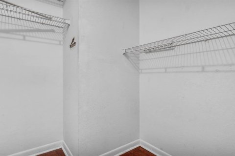 Adosado en alquiler en Tampa, Florida, 2 dormitorios, 107.86 m2 № 1904167 - foto 23