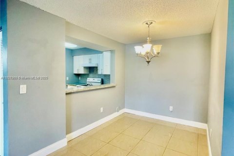 Condo in Pompano Beach, Florida, 1 bedroom  № 1825947 - photo 7