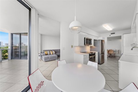 Купить кондоминиум в Авентура, Флорида 2 спальни, 142.14м2, № 1841030 - фото 16