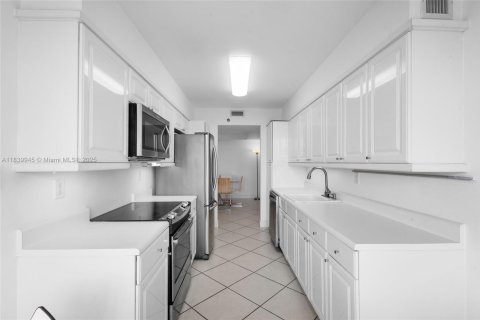 Купить кондоминиум в Авентура, Флорида 2 спальни, 142.14м2, № 1841030 - фото 14