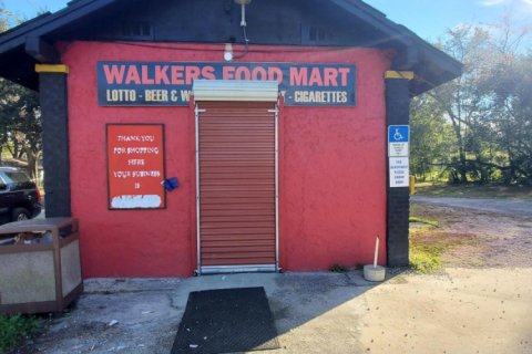 Commercial property in Jacksonville, Florida 60.01 sq.m. № 765471 - photo 1