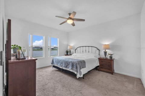 House in Ruskin, Florida 4 bedrooms, 178.93 sq.m. № 2396367 - photo 13
