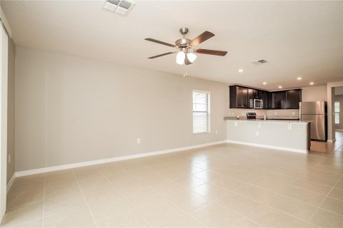 Casa en alquiler en Kissimmee, Florida, 4 dormitorios, 173.63 m2 № 1796965 - foto 2