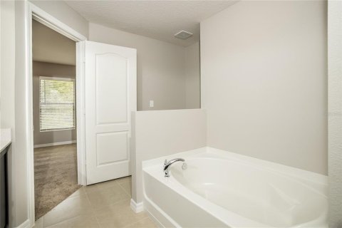 Casa en alquiler en Kissimmee, Florida, 4 dormitorios, 173.63 m2 № 1796965 - foto 13