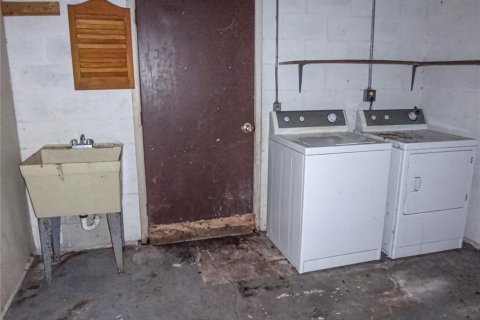 Купить виллу или дом в Зеферхиллс-Норт, Флорида 4 комнаты, 125.6м2, № 2259124 - фото 18