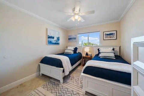 House in Juno Beach, Florida 4 bedrooms, 219.25 sq.m. № 2176178 - photo 18