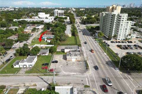 Land in Miami, Florida № 2009628 - photo 14
