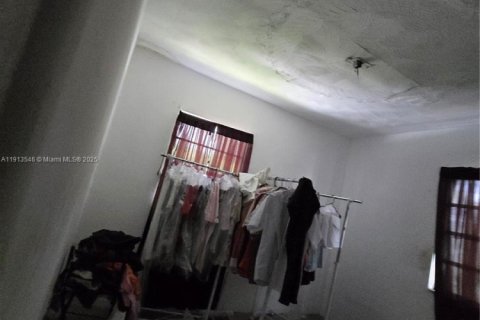 Купить коммерческую недвижимость в Майами, Флорида 201.69м2, № 1968859 - фото 11
