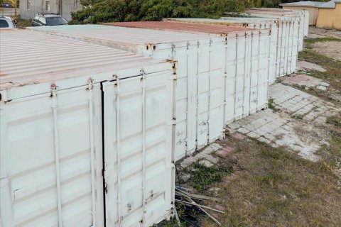 Снять в аренду коммерческую недвижимость в Гудзон, Флорида 930.23м2, № 1906485 - фото 3