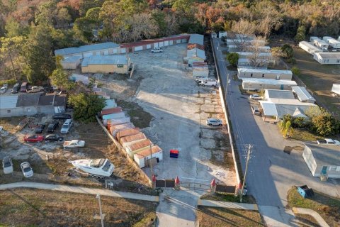 Propiedad comercial en alquiler en Hudson, Florida, 930.23 m2 № 1906485 - foto 9