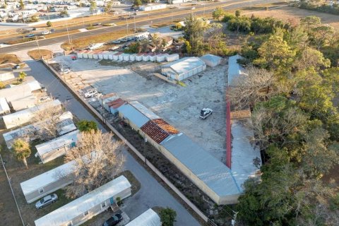 Propiedad comercial en alquiler en Hudson, Florida, 930.23 m2 № 1906485 - foto 8