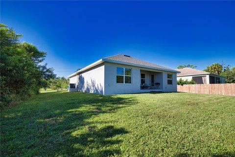 Villa ou maison à vendre à Port Charlotte, Floride: 3 chambres, 136.47 m2 № 2422654 - photo 28