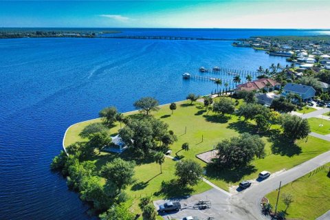 Villa ou maison à vendre à Port Charlotte, Floride: 3 chambres, 136.47 m2 № 2422654 - photo 23