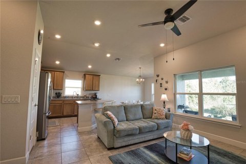 Villa ou maison à vendre à Port Charlotte, Floride: 3 chambres, 136.47 m2 № 2422654 - photo 29