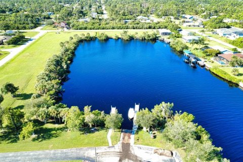 Villa ou maison à vendre à Port Charlotte, Floride: 3 chambres, 136.47 m2 № 2422654 - photo 24