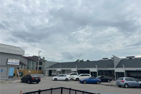 Immobilier commercial à vendre à Tampa, Floride № 2012650 - photo 4