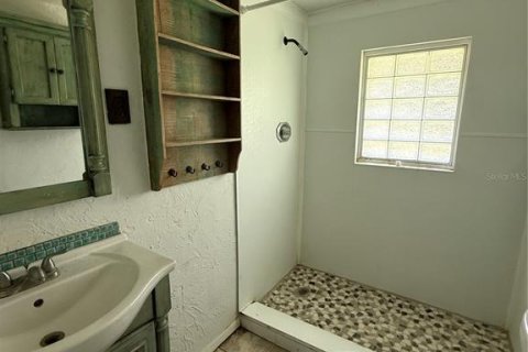 Villa ou maison à vendre à Sarasota, Floride: 4 chambres, 108.42 m2 № 2420397 - photo 12