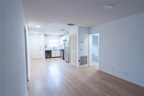 Condo in Winter Haven, Florida, 2 bedrooms  № 1553368 - photo 21