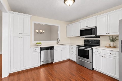 Townhouse in Boca Raton, Florida 2 bedrooms, 122.91 sq.m. № 2392656 - photo 5