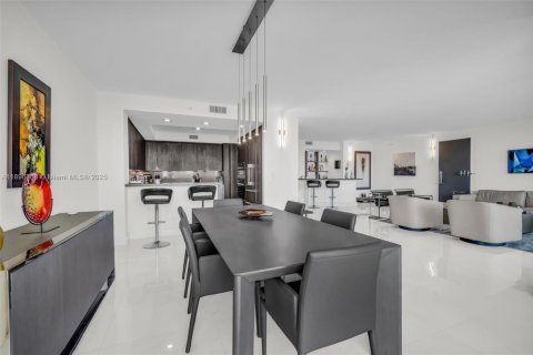 Condo in Aventura, Florida, 3 bedrooms  № 1953982 - photo 22