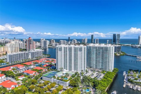 Condo in Aventura, Florida, 3 bedrooms  № 1953982 - photo 5