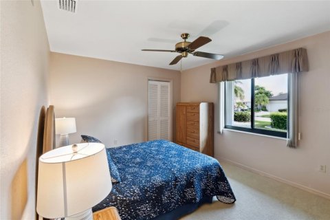 House in Punta Gorda, Florida 3 bedrooms, 182.74 sq.m. № 1904245 - photo 6