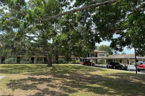 Condo in Clearwater, Florida, 1 bedroom  № 1665721 - photo 17