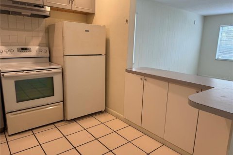 Condo in Clearwater, Florida, 1 bedroom  № 1665721 - photo 6