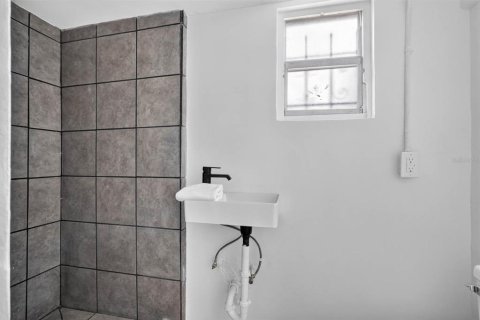 Купить виллу или дом в Деланд, Флорида 3 комнаты, 167.22м2, № 2287630 - фото 29