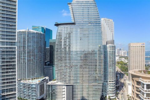 Condominio en venta en Miami, Florida, 2 dormitorios, 169.92 m2 № 2033367 - foto 2