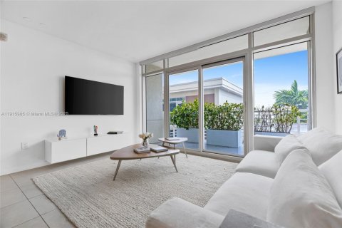 Купить кондоминиум в Майами, Флорида 2 спальни, 100.52м2, № 1970640 - фото 6