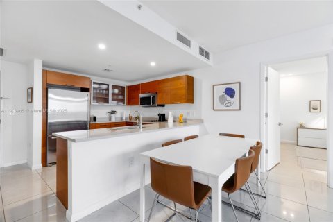 Купить кондоминиум в Майами, Флорида 2 спальни, 100.52м2, № 1970640 - фото 5