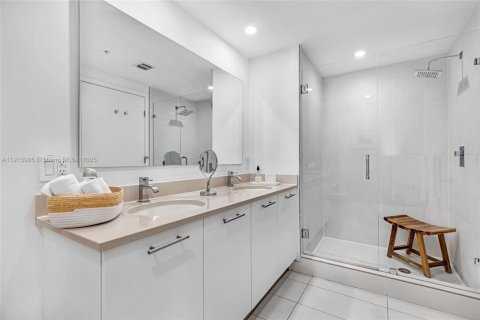 Купить кондоминиум в Майами, Флорида 2 спальни, 100.52м2, № 1970640 - фото 22