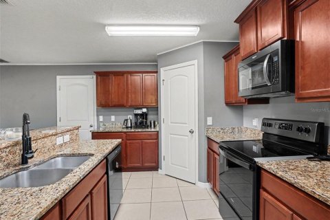 Casa en venta en Lakeland, Florida, 4 dormitorios, 211.54 m2 № 2386020 - foto 10