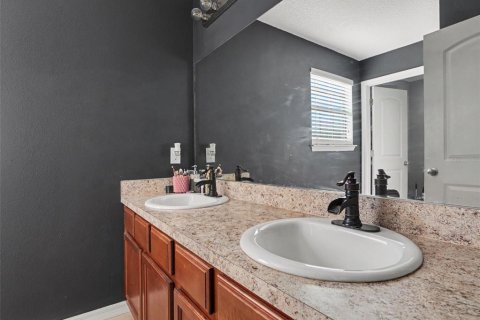 Casa en venta en Lakeland, Florida, 4 dormitorios, 211.54 m2 № 2386020 - foto 18