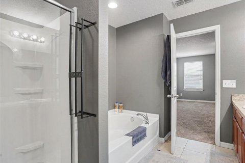Casa en venta en Lakeland, Florida, 4 dormitorios, 211.54 m2 № 2386020 - foto 20
