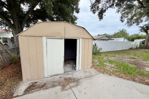 House in Saint Petersburg, Florida 3 bedrooms, 135.17 sq.m. № 2110684 - photo 27