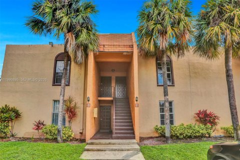 Condo in Lauderhill, Florida, 1 bedroom  № 2058245 - photo 24