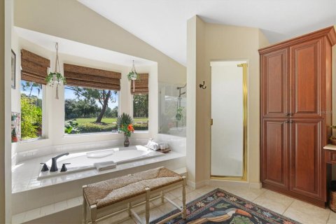 Casa en venta en Tampa, Florida, 4 dormitorios, 323.11 m2 № 1584028 - foto 25