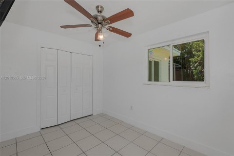 Villa ou maison à louer à Sunrise, Floride: 4 chambres, 126.35 m2 № 2073288 - photo 12