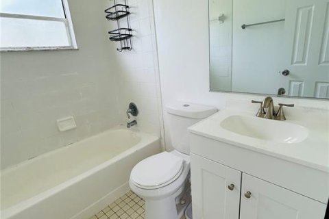 Casa en venta en Orlando, Florida, 3 dormitorios, 96.99 m2 № 1805564 - foto 8